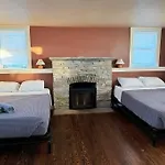 North East Colonial 51