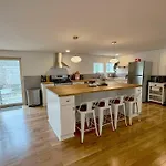 North East Colonial 51