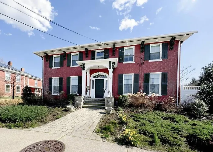 North East Colonial 51