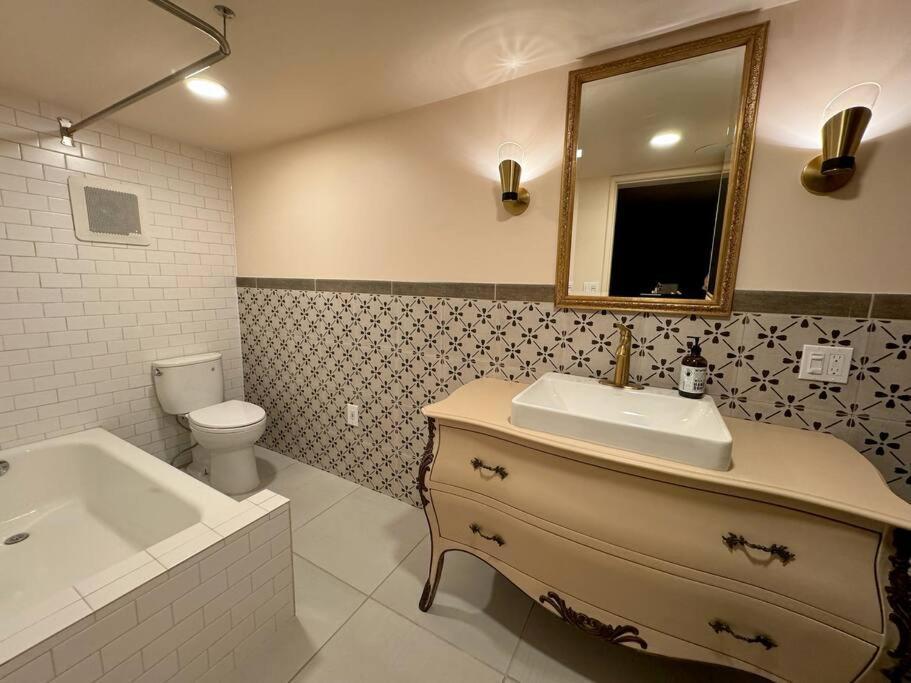 Colonial 51